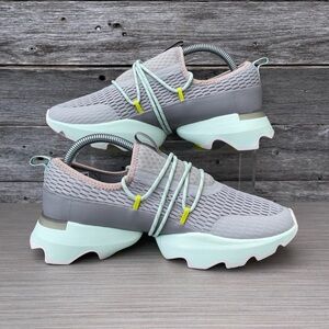 Sorel, Sz 8.5 Kinetic Impact Sneakers, gray and aqua